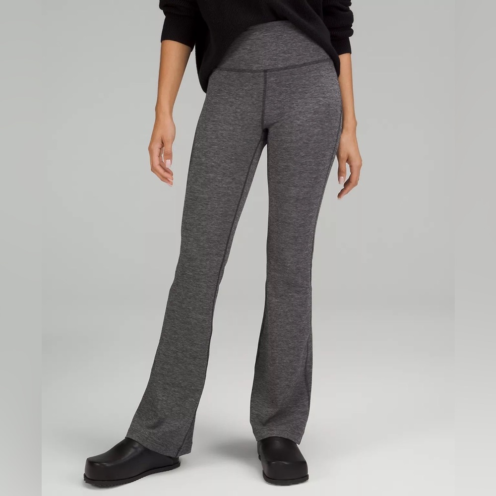 lululemon Groove Super-High-Rise Flared Pant Nulu - Heathered Graphite Grey - 2